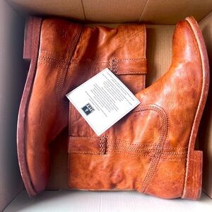 Frye Anna Shortie leather boots
